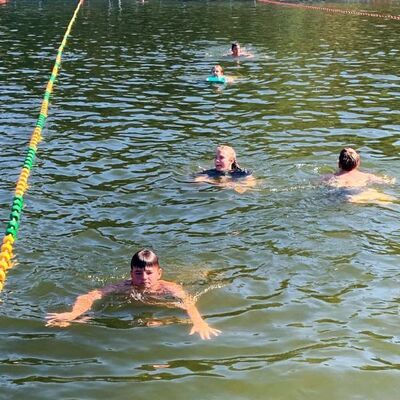 Bild vergr&ouml;&szlig;ern: Schwimmschule am Wolletzsee